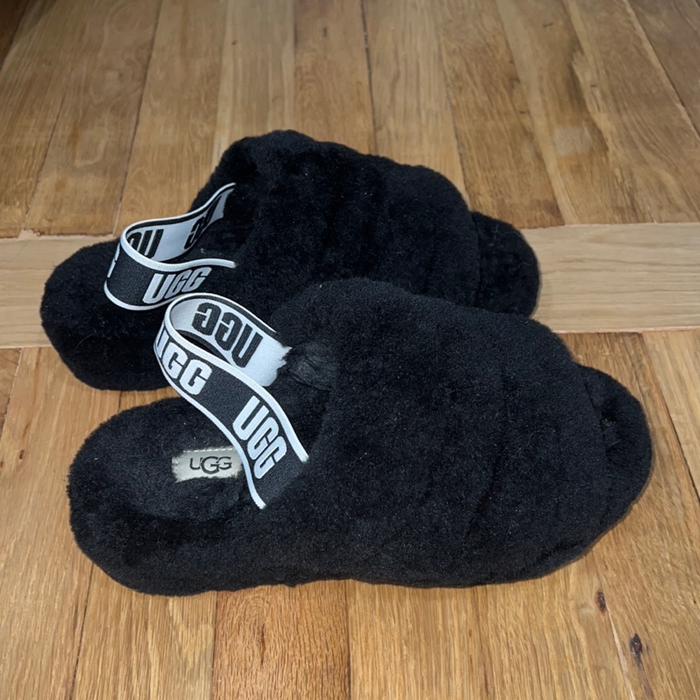 UGG Fluff Yeah slides